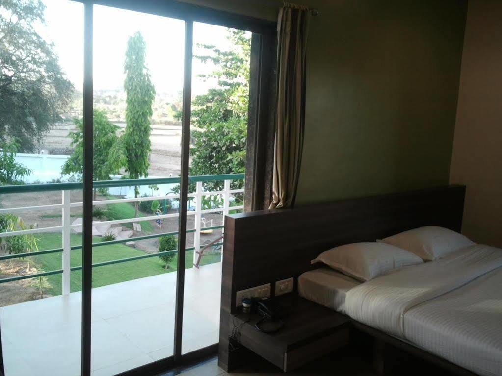Green Valley Resort Khadoli Dış mekan fotoğraf